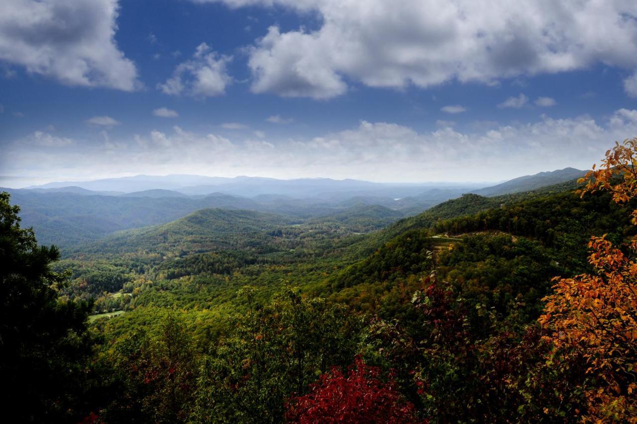 Bear View Chalet, 3 Bedroom, Pool, Pets, Arcades, Wifi, Hot Tub, Sleeps 12 Gatlinburg Eksteriør billede